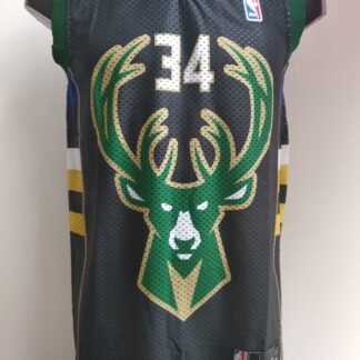 Tank Bucks Antetokounmpo (PRM)